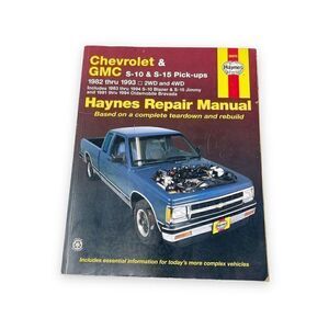 Haynes Repair Manual 24070 Chevrolet S-10 GMC S-15 1982-1993 2WD 4WD Used Flawed